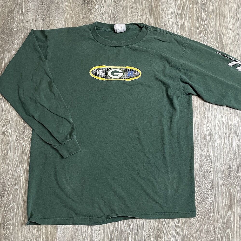 Green Bay Packers Football Shirt Adult Large Green Faded Long Sleeve Tee NFL - Picture 1 of 4